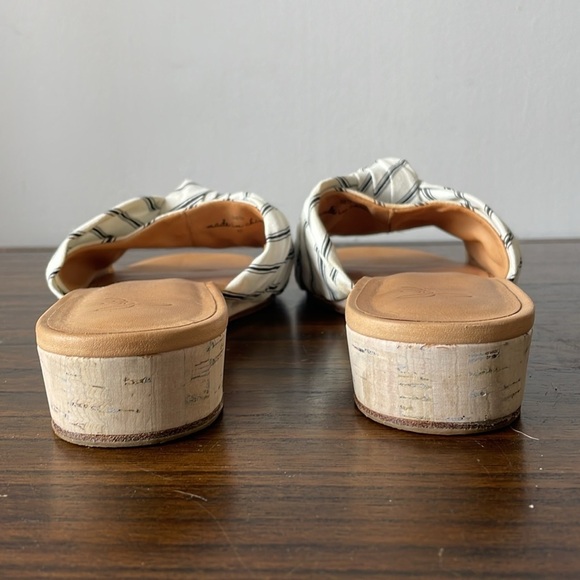 Joie, euro 38.5 US 7-7.5, women’s striped fabric and leather flat slip-on sandal - Picture 6 of 11